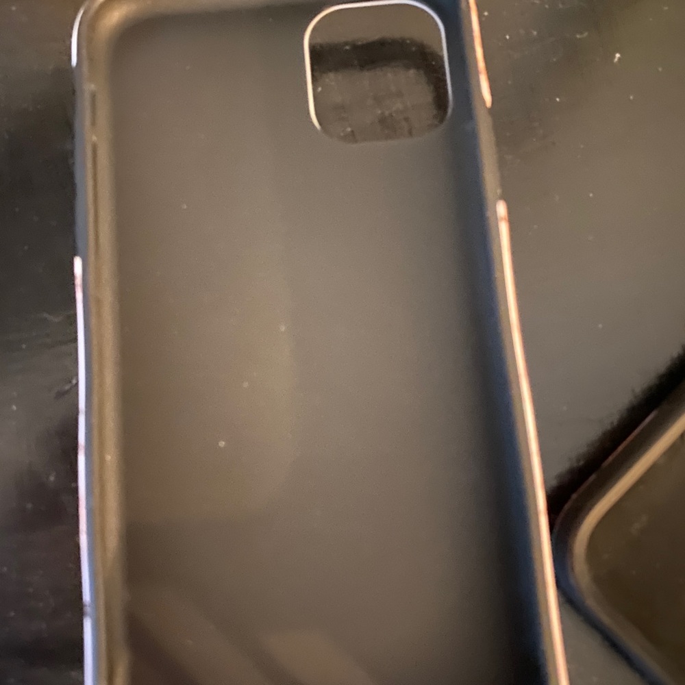 Iphone 11 Case And Pop Socket! - image 2